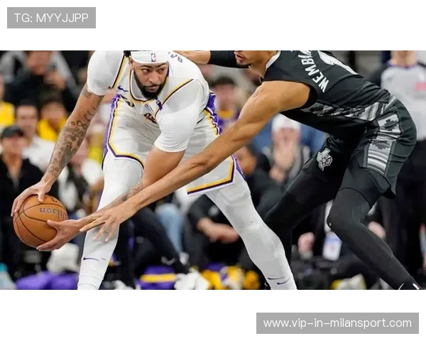 马刺与湖人决战谁能攻破对方防线胜者将掌握晋级主动权 马刺与湖人决战谁能攻破对方防线胜者将掌握晋级主动权