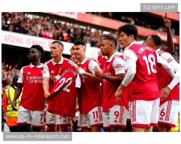 本赛季切尔西与狼队较量中球员状态变化及战术博弈深度解析全景式 本赛季切尔西与狼队较量中球员状态变化及战术博弈深度解析全景式