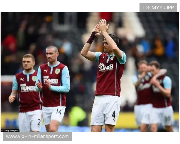 桑德兰迎战阿森纳最新阵容分析与伤病动态全解析 桑德兰迎战阿森纳最新阵容分析与伤病动态全解析