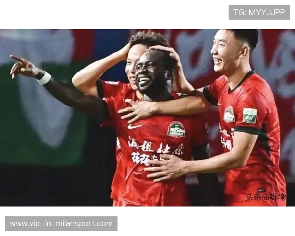 52次解围!头槌制胜!申花争冠关键战:麦麦提江,又造中超名场面 52次解围!头槌制胜!申花争冠关键战:麦麦提江,又造中超名场面