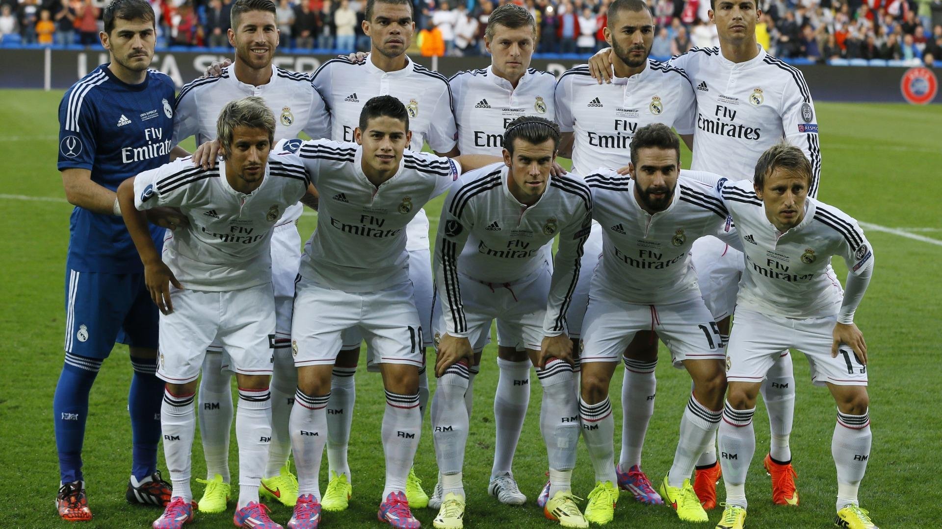 世界杯超级决战：激烈角逐点燃全球！，世界杯决赛爆冷